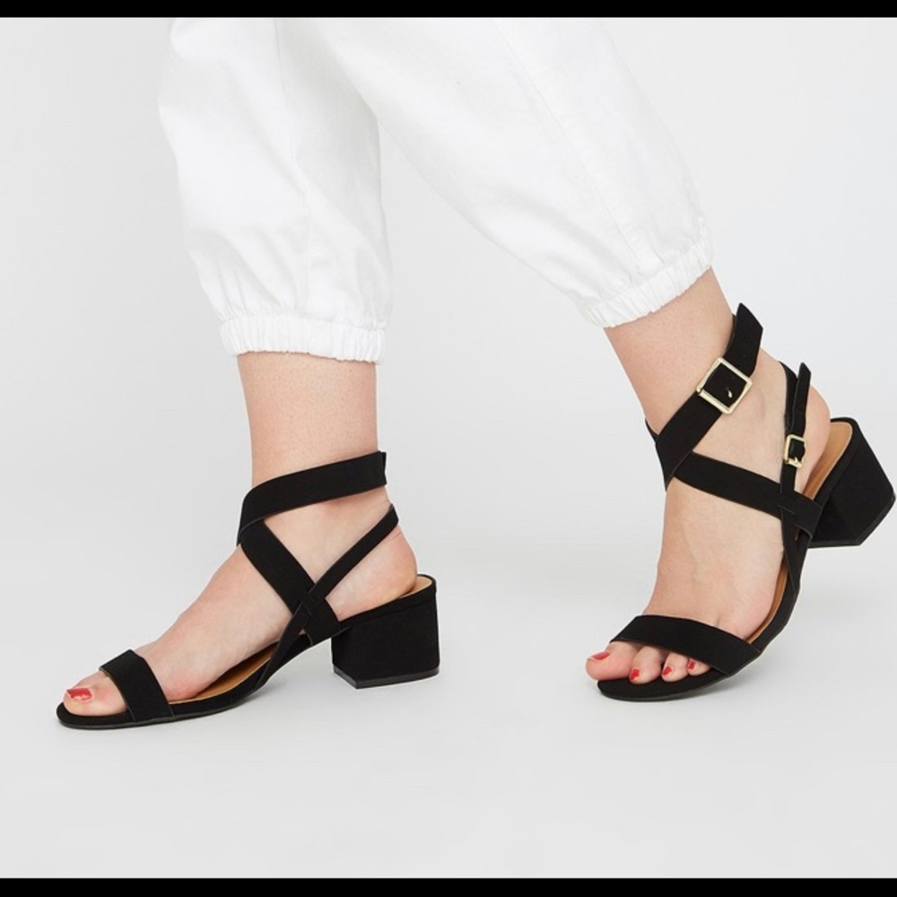 SOLD Charlotte Russe Block Heel - Picture 6 of 6